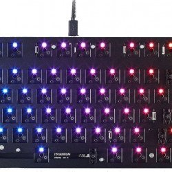 Клавиатура GLORIOUS Геймърска механична клавиатура основа G RGB GMMK ISO Layout